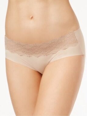 B. Tempt'd by Wacoal B. Bare Hipster in Au Natural Size Small